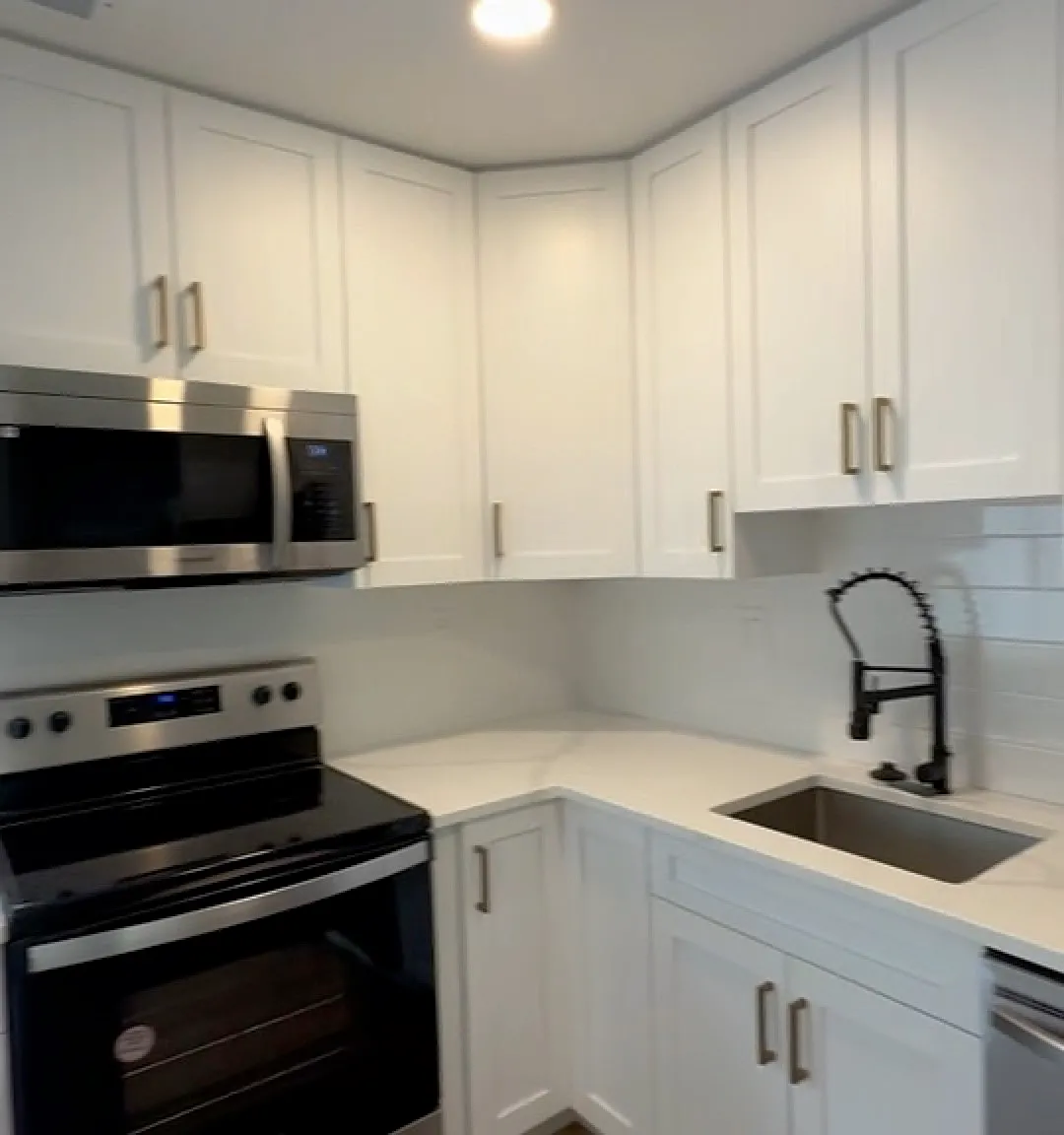 3 bed, 1.5 bath, 1116 sqft, $2,700 — Photo 1