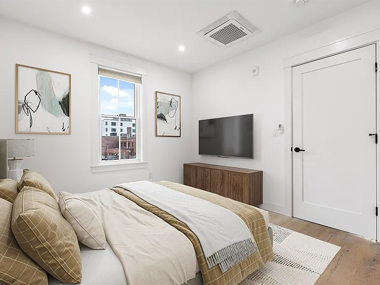 360 Athens St #360 — Photo 13