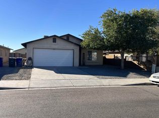 8963 E 38th Pl, Yuma, AZ 85365