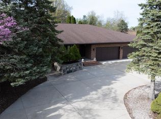 15600 Homeister Dr, Riverview, MI 48193