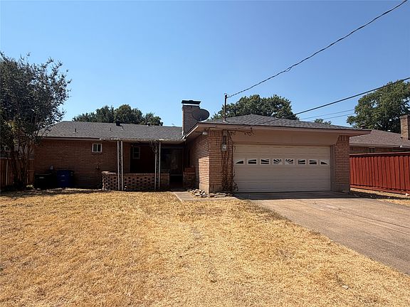 4th image of 1531 Brook Valley Ln