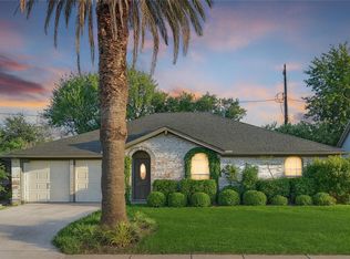 5411 Fairgreen Ln, Houston, TX 77048