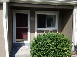 184 Harbor View Dr, Lake Saint Louis, MO 63367