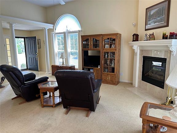 4th image of 1943 Kensington Dr