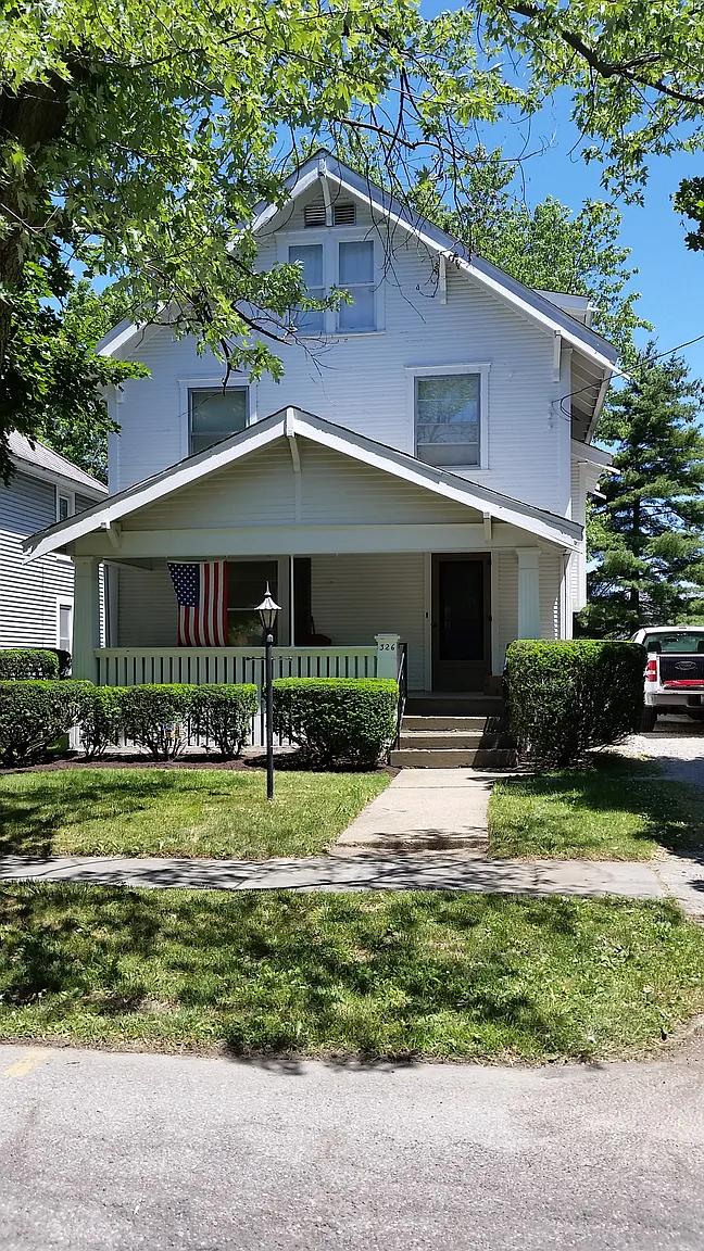 326 Hane Ave photo 1