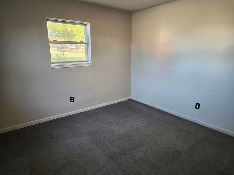 8201 Spring Valley Rd — Photo 29