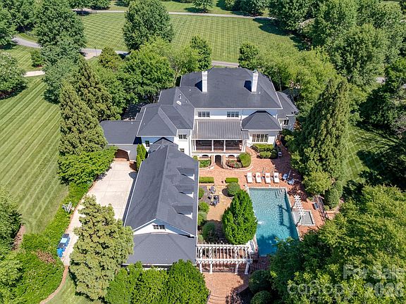 4th image of 8728 Arbor Commons Ln
