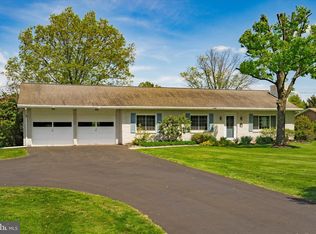 1133 W Campbell Rd, Green Lane, PA 18054