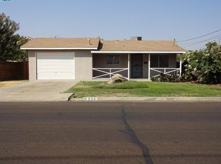 200 E Paradise Ave, Visalia, CA 93277