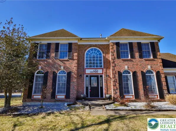 4701 Kathi Dr, Bethlehem, PA 18017