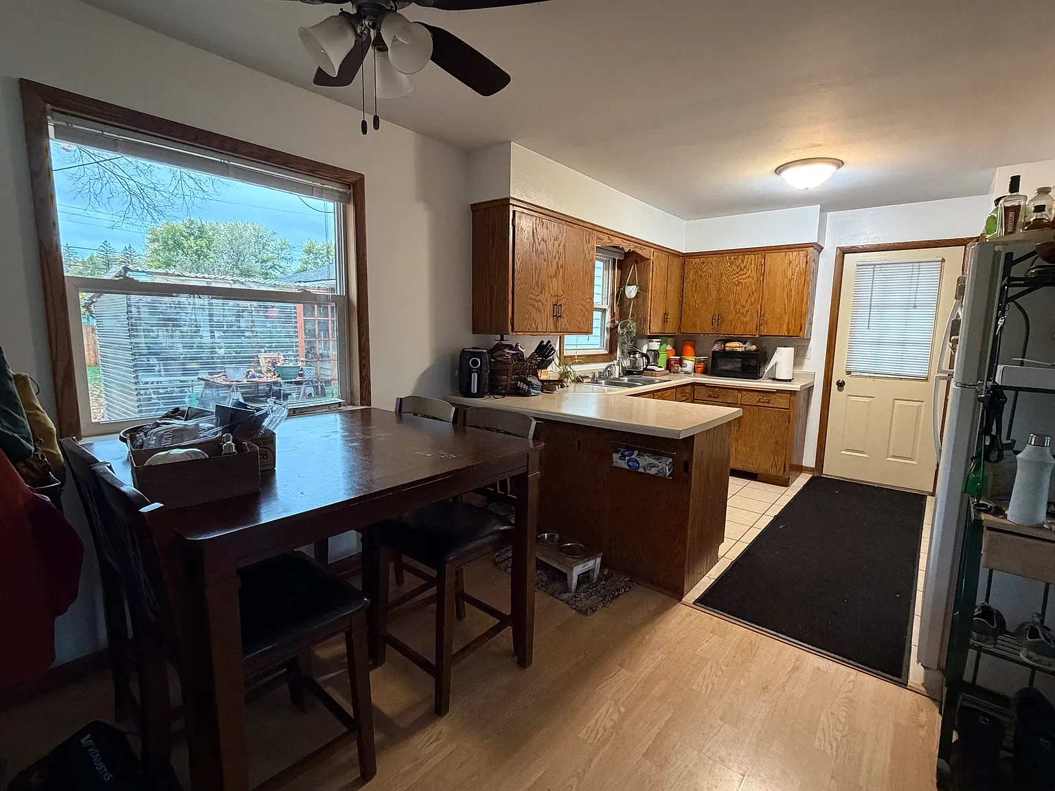 2 bed, 906 sqft, $2,000 — Photo 4