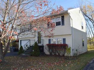 11A Green Island Ave, Latham, NY 12110