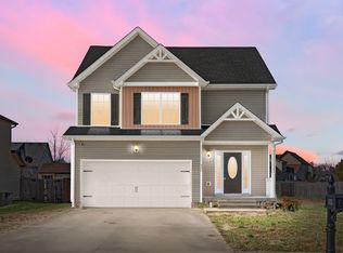 537 Falkland Cir, Clarksville, TN 37042