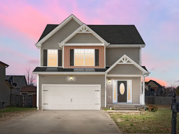 537 Falkland Cir, Clarksville, TN 37042