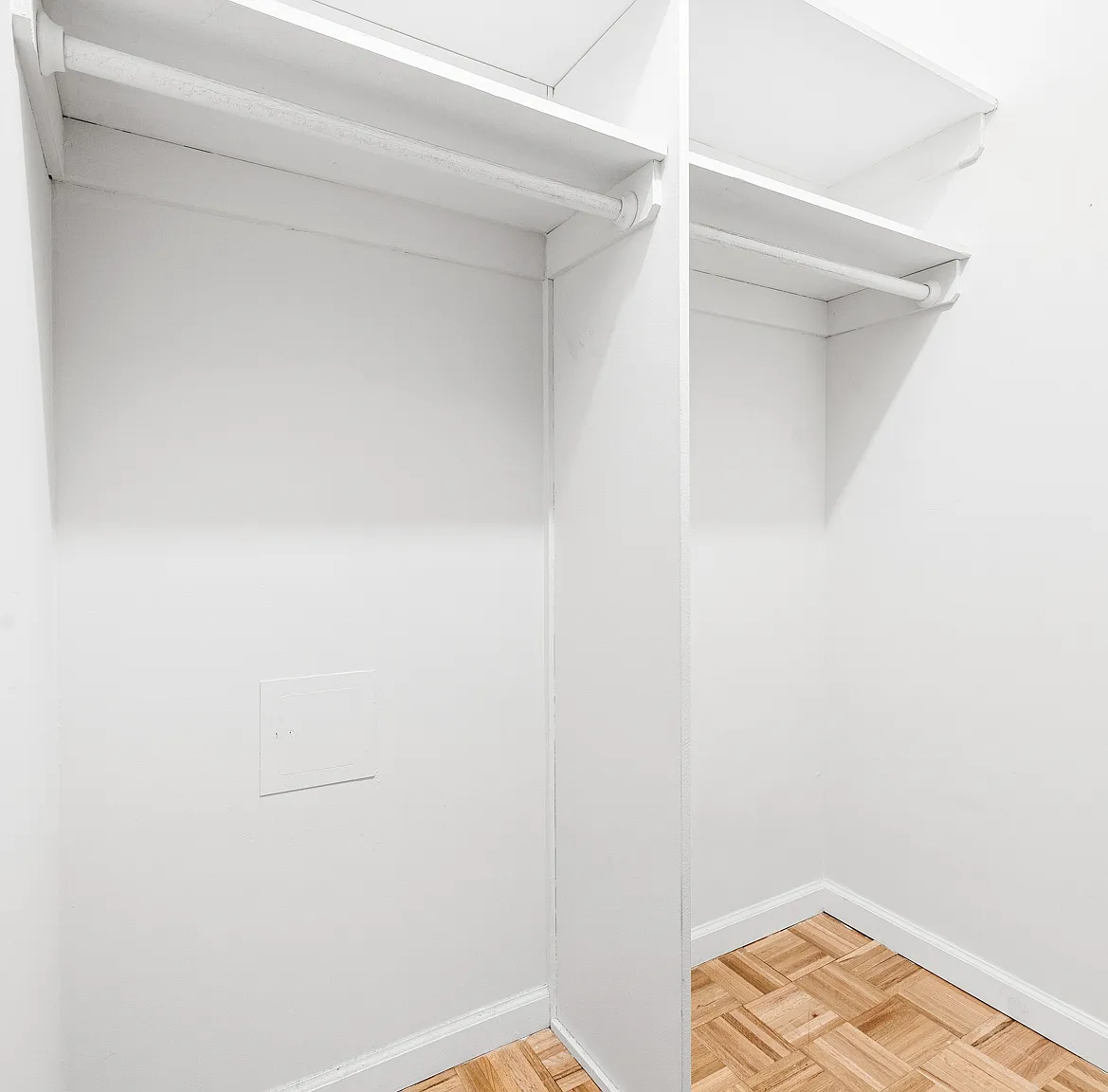 15 Park Row — Photo 4