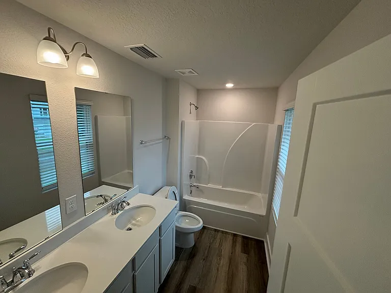 4943 Valor Ct — Photo 13