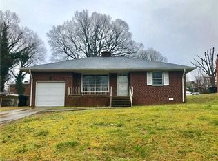 251 Rolling Rd, Burlington, NC 27217