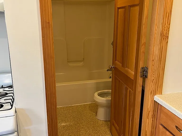 998 Washington St #3 — Photo 6