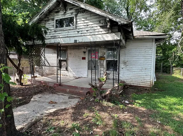 804 Maple Ct, Hopkinsville, KY 42240