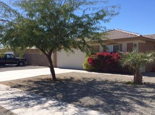 2833 Dione Dr, Thermal, CA 92274