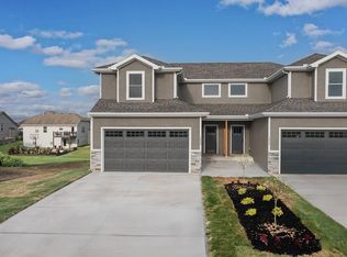 1314 N 159th St, Basehor, KS 66007