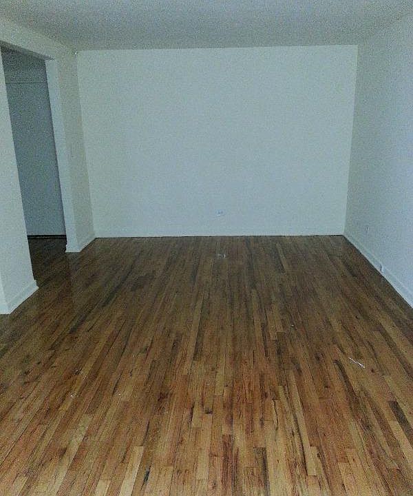 2nd image of 3543 84th St APT 302