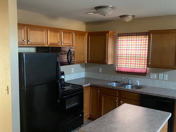 5th image of 3001 Sumac St #3003