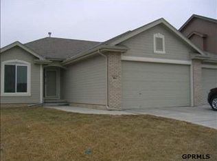 9211 S 169th St, Omaha, NE 68136