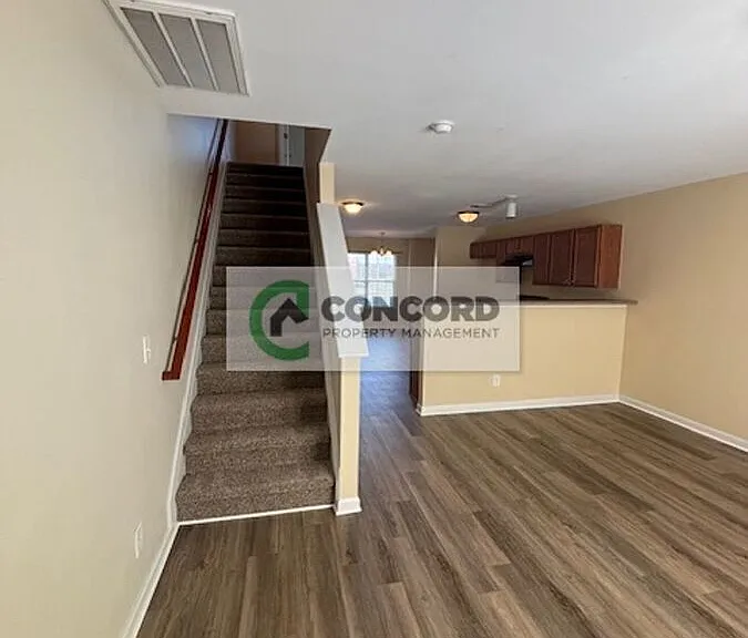 104 Silhouette Dr — Photo 4