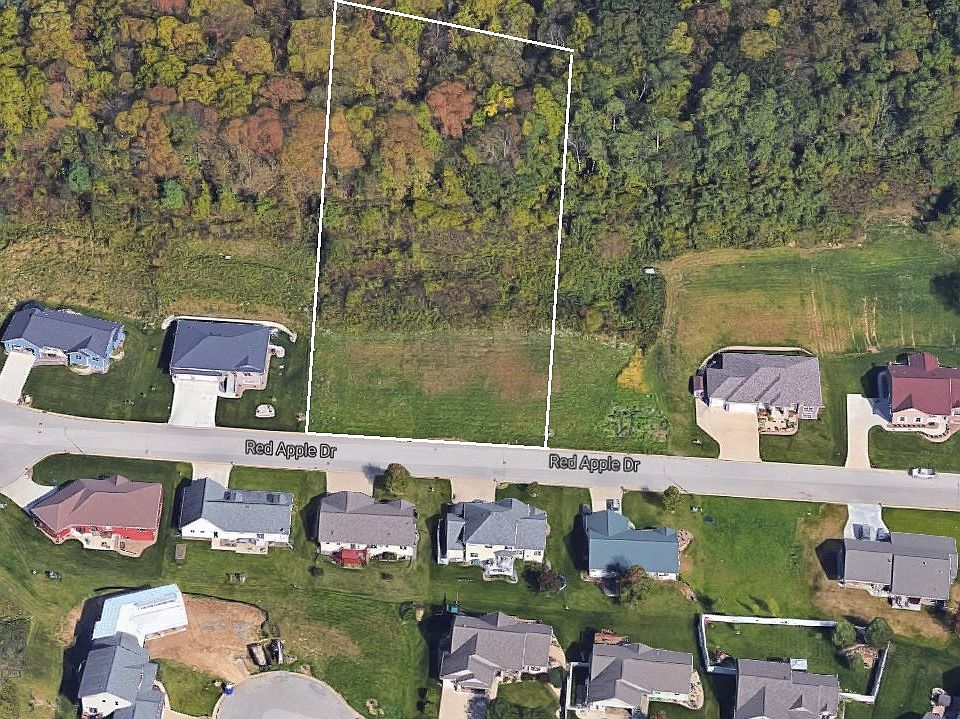 2nd image of 526 Red Apple Dr