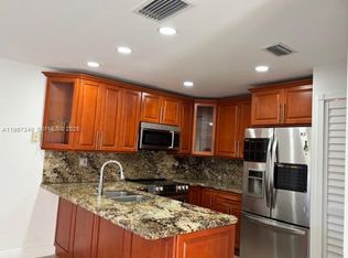 9663 SW 148th Ave, Miami, FL 33196