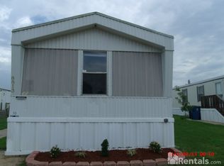 8813 Windy Hollow Dr, Midwest City, OK 73110