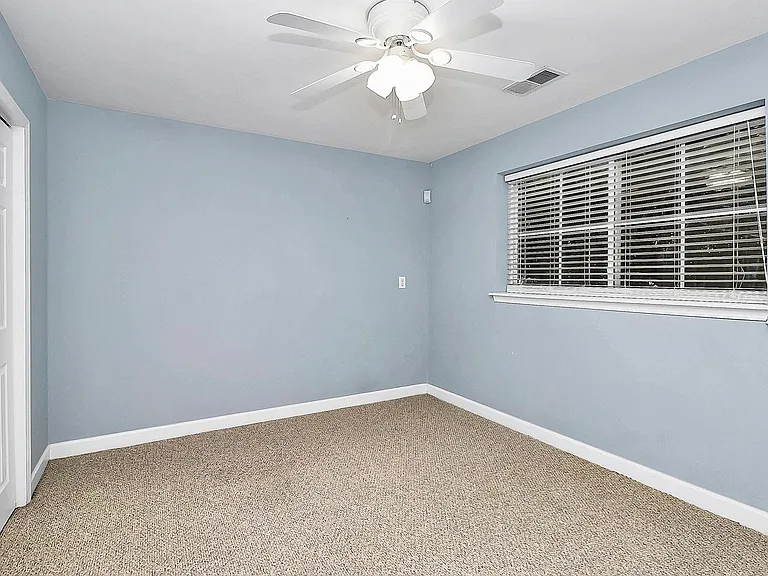 8324 Scotney Bluff Ave — Photo 8
