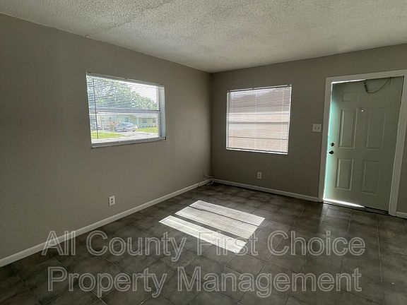 5th image of 460 93rd Ave N APT 5