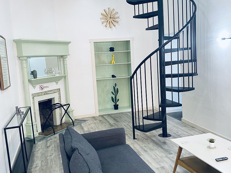 1st image of 33 E McCormick St #1