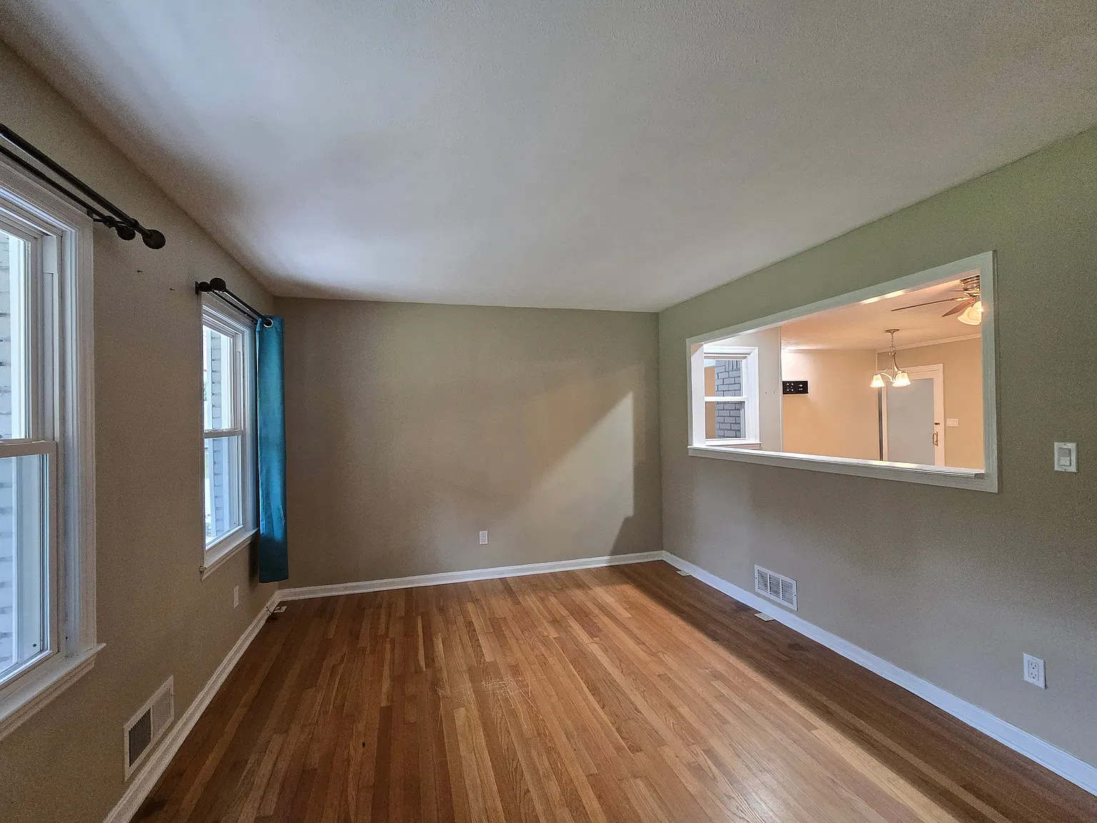 3 bed, $2,500 — Photo 4