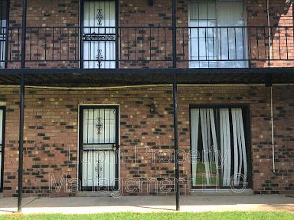 5th image of 247 N Waldran Blvd