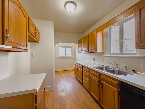 464 Shasta Dr — Photo 10