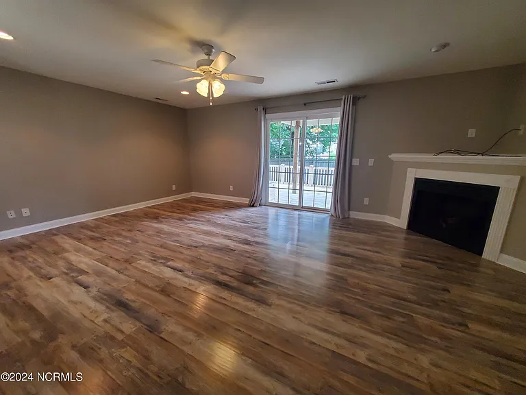 4232 Brook Creek Ln #A — Photo 10