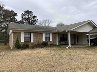 4703 Ridgeway Dr, Texarkana, AR 71854