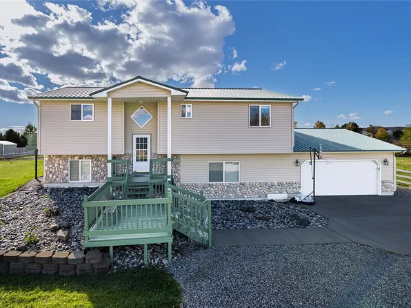 8650 Longmeadow Dr, Billings, MT 59106