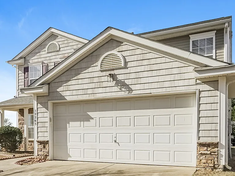 12205 Hamilton Jones Dr — Photo 4
