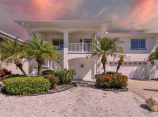 111 8th St, Belleair Beach, FL 33786
