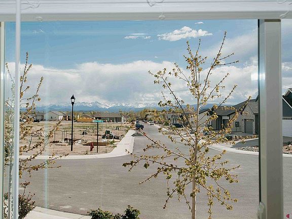2nd image of 1501 Magpie Gulch St