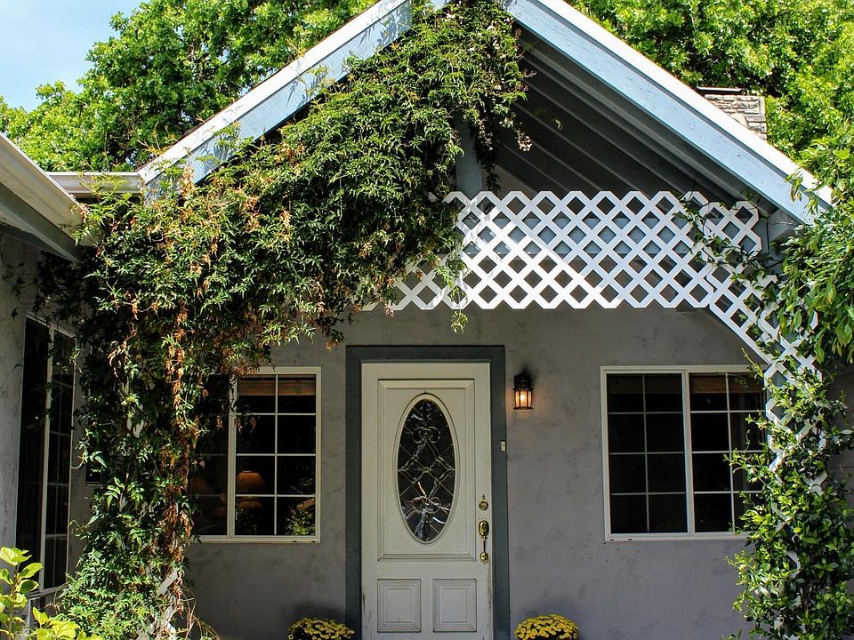 1st image of 602 Switzar Ln