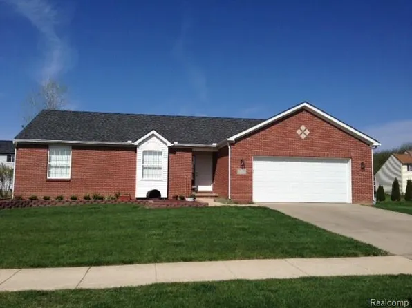 7158 Belle Pointe Dr #65, Van Buren Township, MI 48111