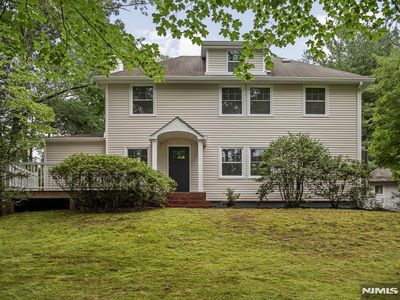 72 Fremont Avenue, Park Ridge, NJ, 07656