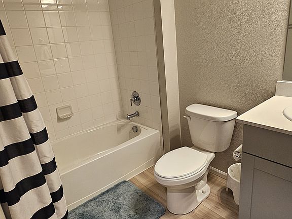 4th image of 12225 Race St