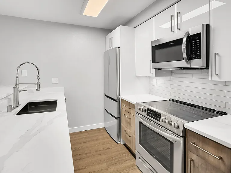 Boylston Place — Photo 28