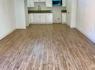 5602 Le Sage Ave #5604, Woodland Hills, CA 91367